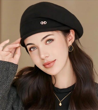 Emeline | The Timeless Elegance of the Parisian Beret