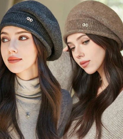 Emeline | The Timeless Elegance of the Parisian Beret