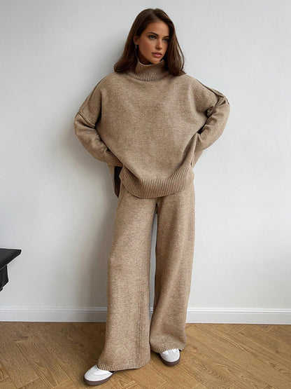 Single-colored turtleneck knitted pants set