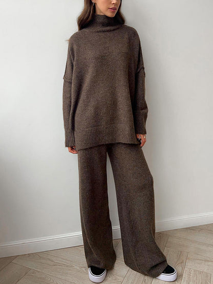 Single-colored turtleneck knitted pants set