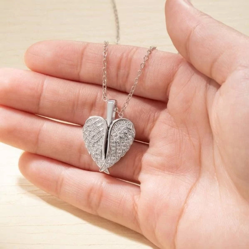 2+1 FREE: Heart necklace Angel